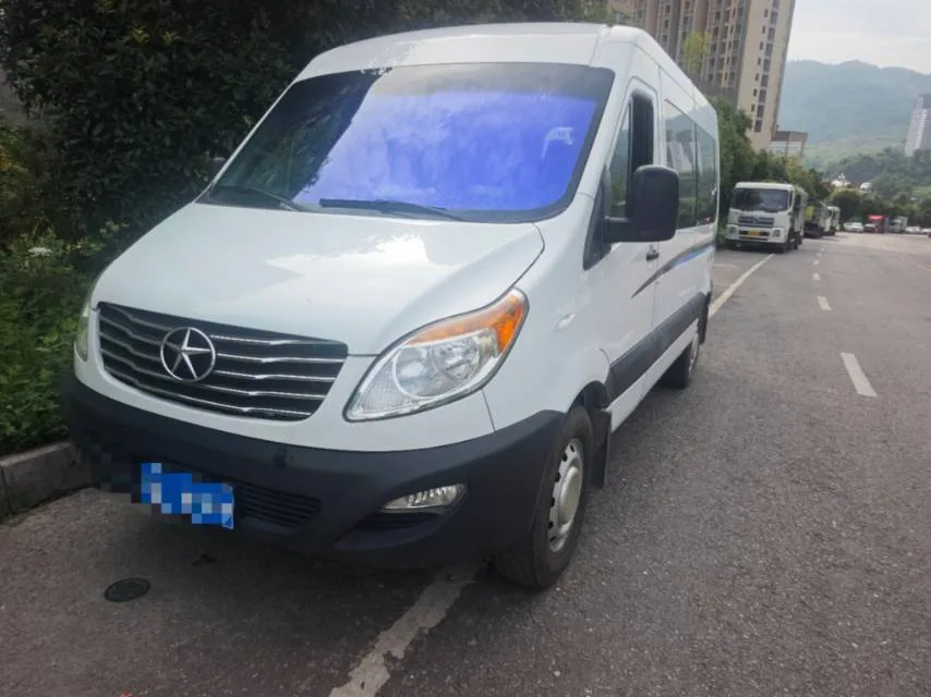 JAC 2022 Xingrui 2.0T Fuel-Efficient King PLUS Express Edition, Mid-Axle 7-Seater, Manual Transmission