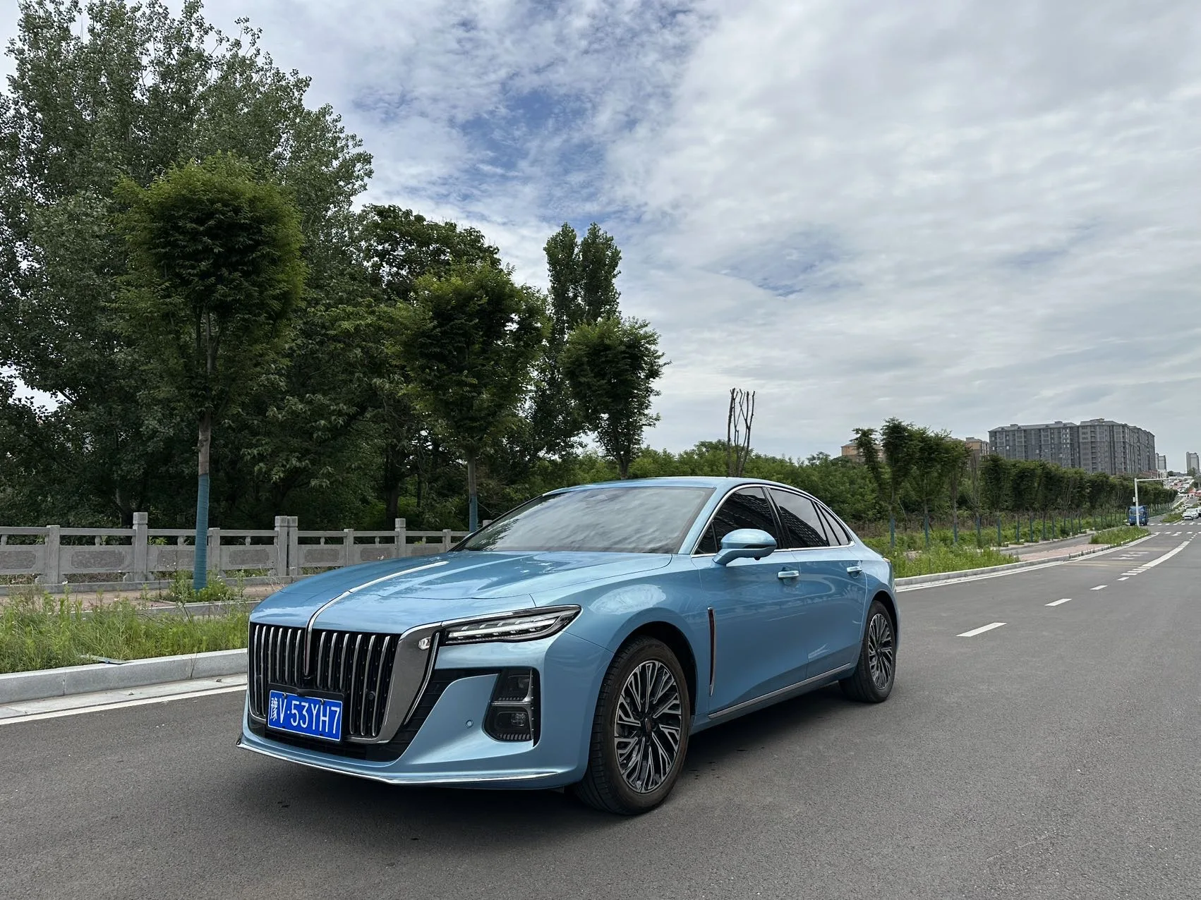 Hongqi H5 2024 1.5T HEV Intelligent Flagship Edition