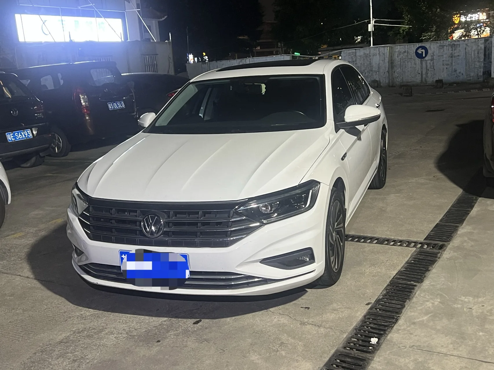 2022 Volkswagen Sagitar 280TSI DSG Flying Edition