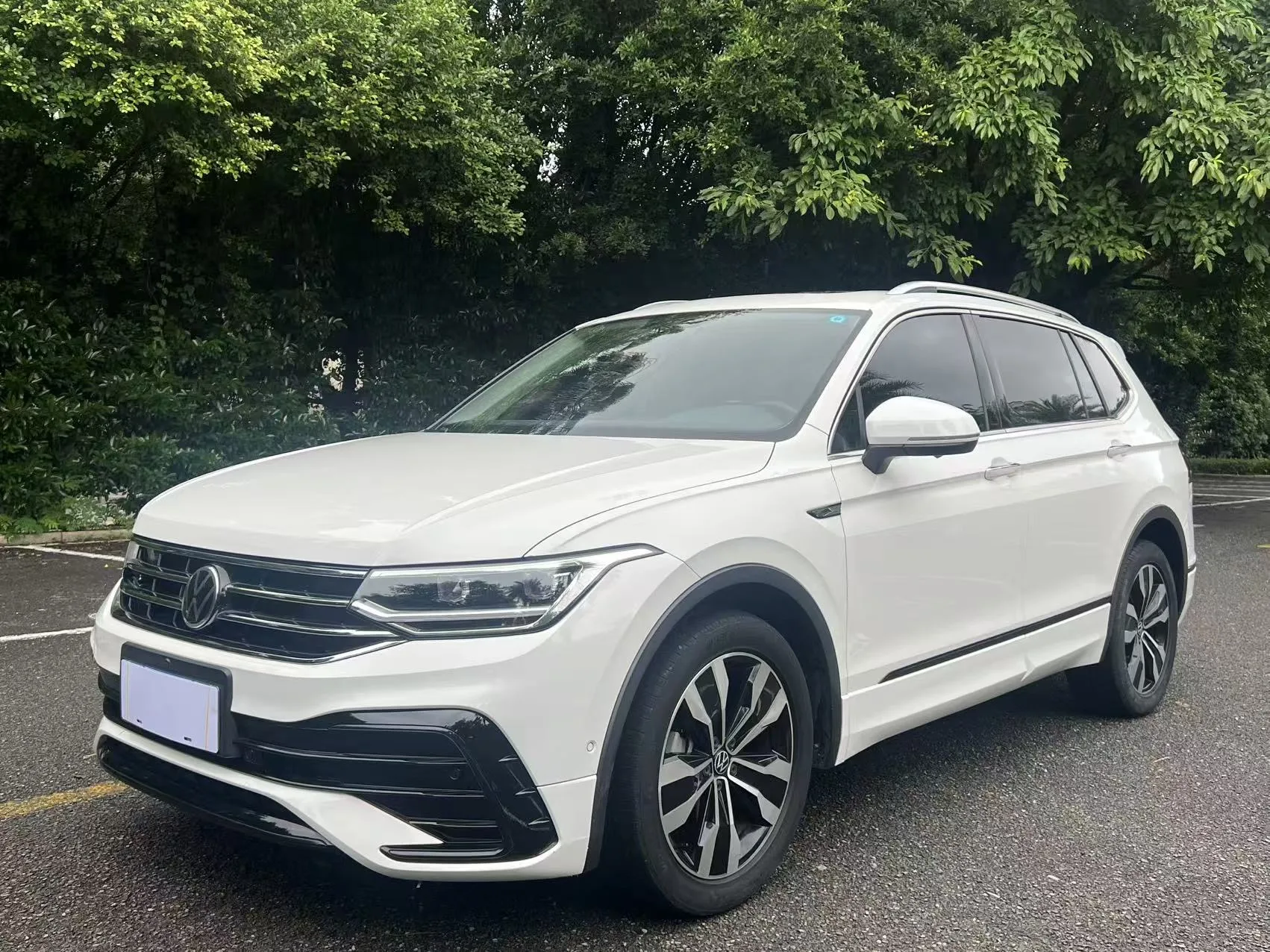 Tiguan L 2022 330TSI Automatic 2WD R-Line Premium Edition