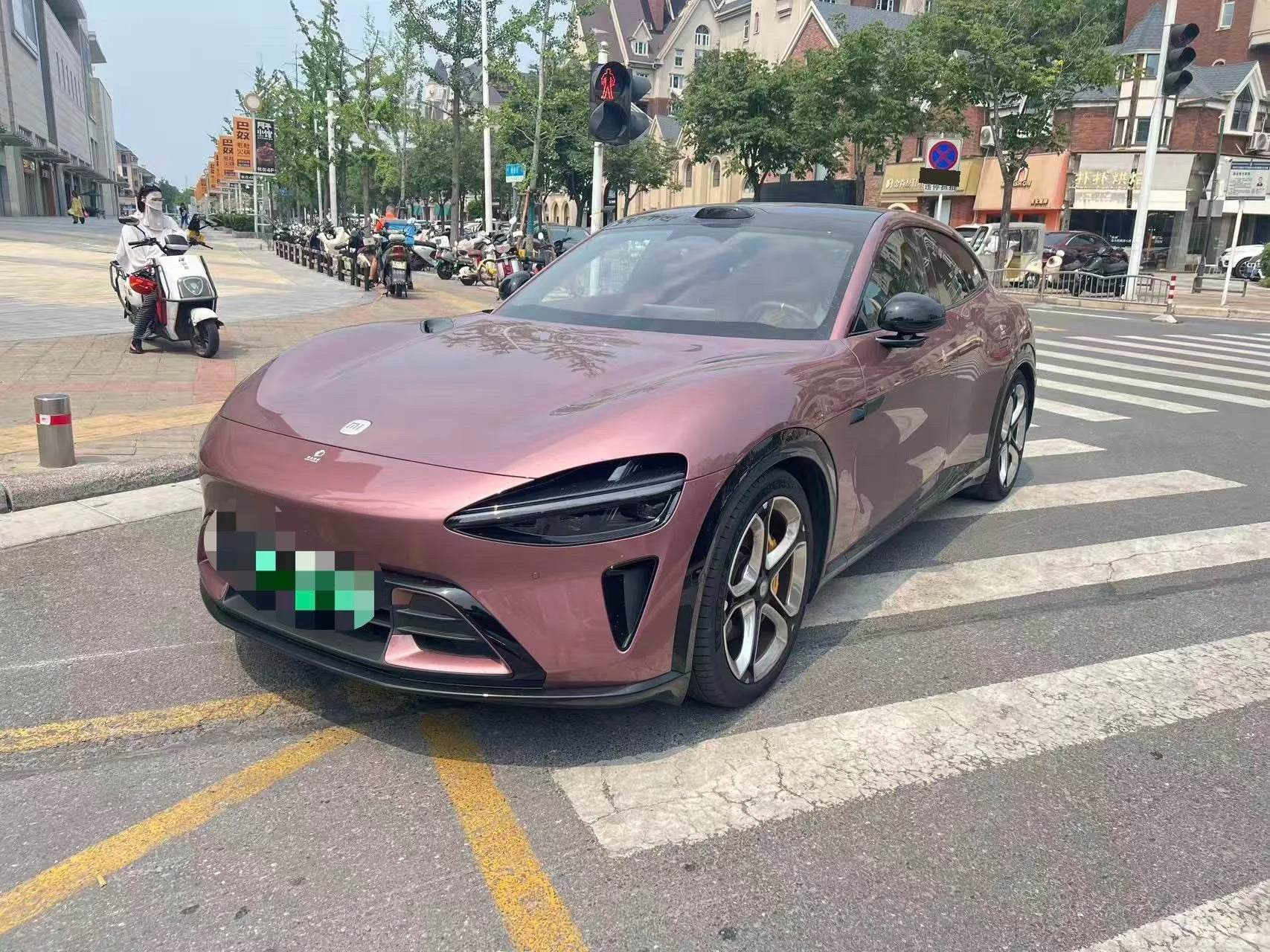 Xiaomi YU7 2025 Model: Long Battery Life, High Performance All-Wheel Drive Max Edition