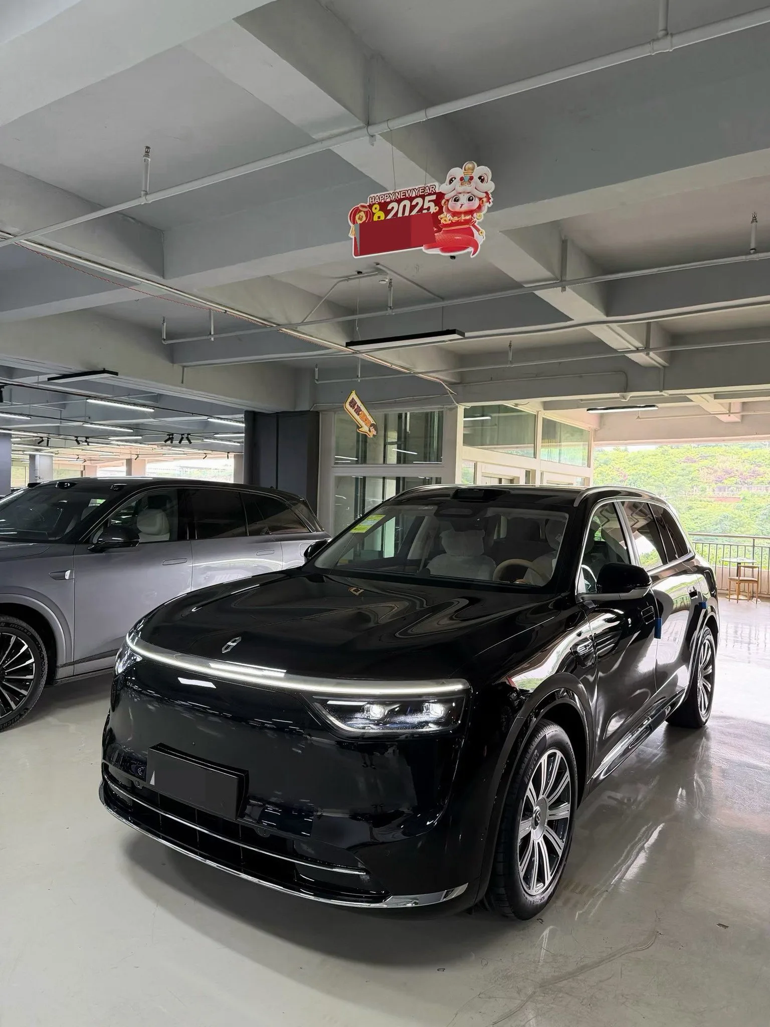 AITO 2025 M8 Max Edition, 53.4kWh, 6-seater (896-line LiDAR), Automatic Transmission