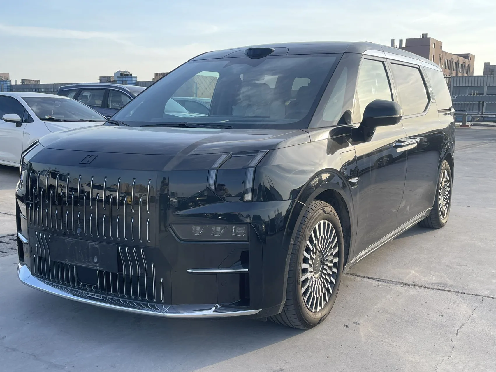Extreme Krypton 009 2024 Model 7-Seat Aisle Edition 4WD 108kWh