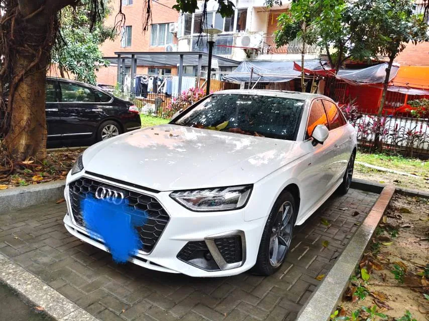 Audi A4L 2022 40 TFSI Fashion Dynamic Edition