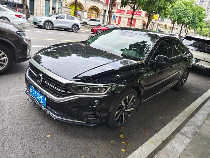 Volkswagen 2025 Passat Pro 1.5TSI 300TSI Starry Sky Dragon Glory Edition, Automatic Transmission