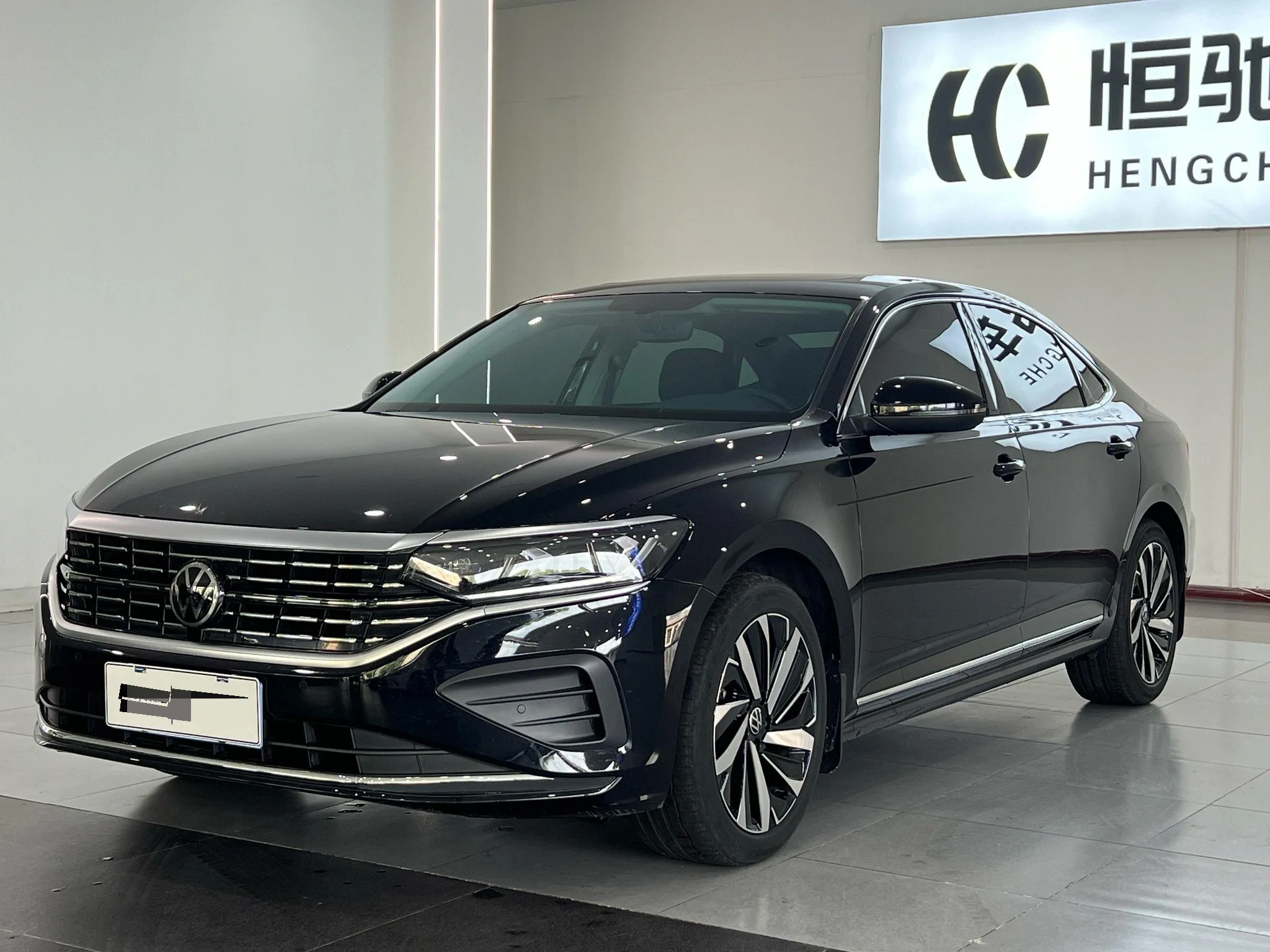 Volkswagen 2024 Passat 2.0TSI 380TSI Dragon Edition Automatic