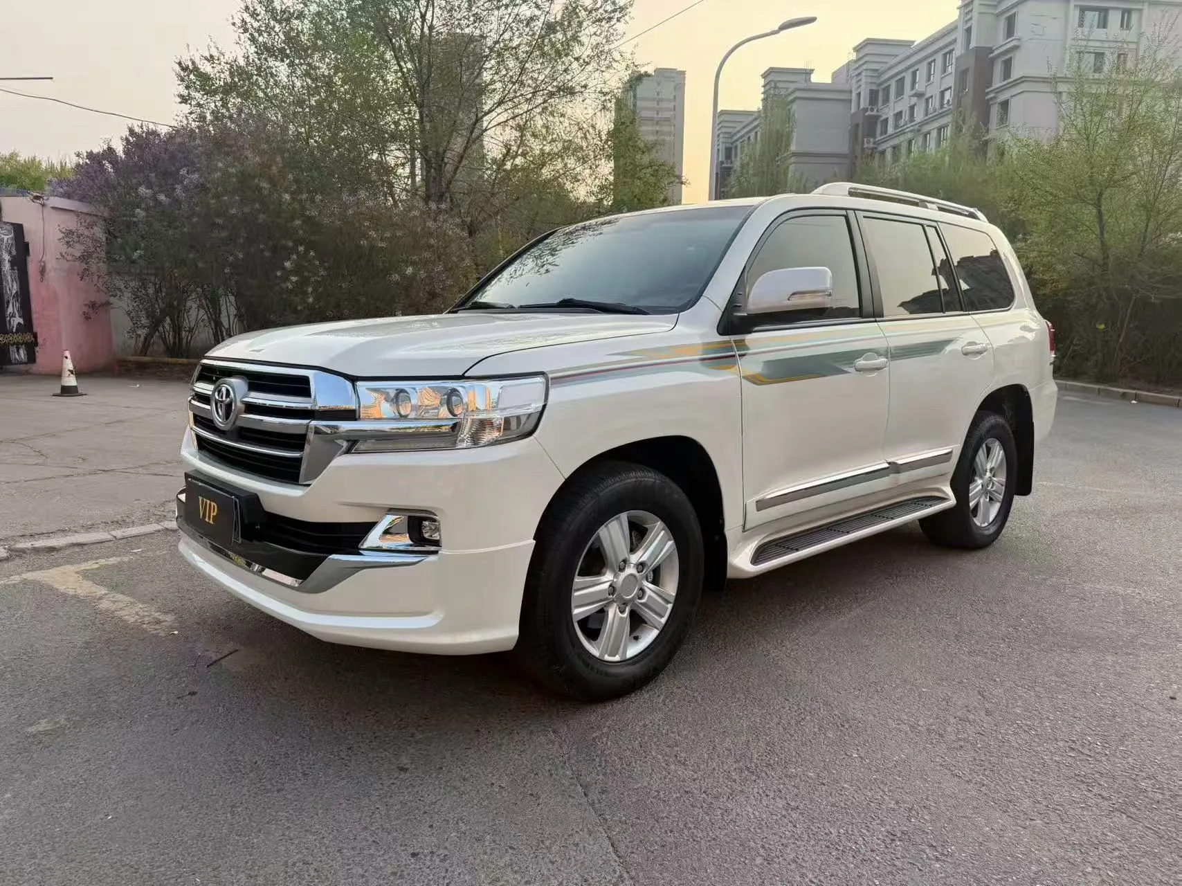 2016 Land Cruiser 4.0L Automatic GX-R
