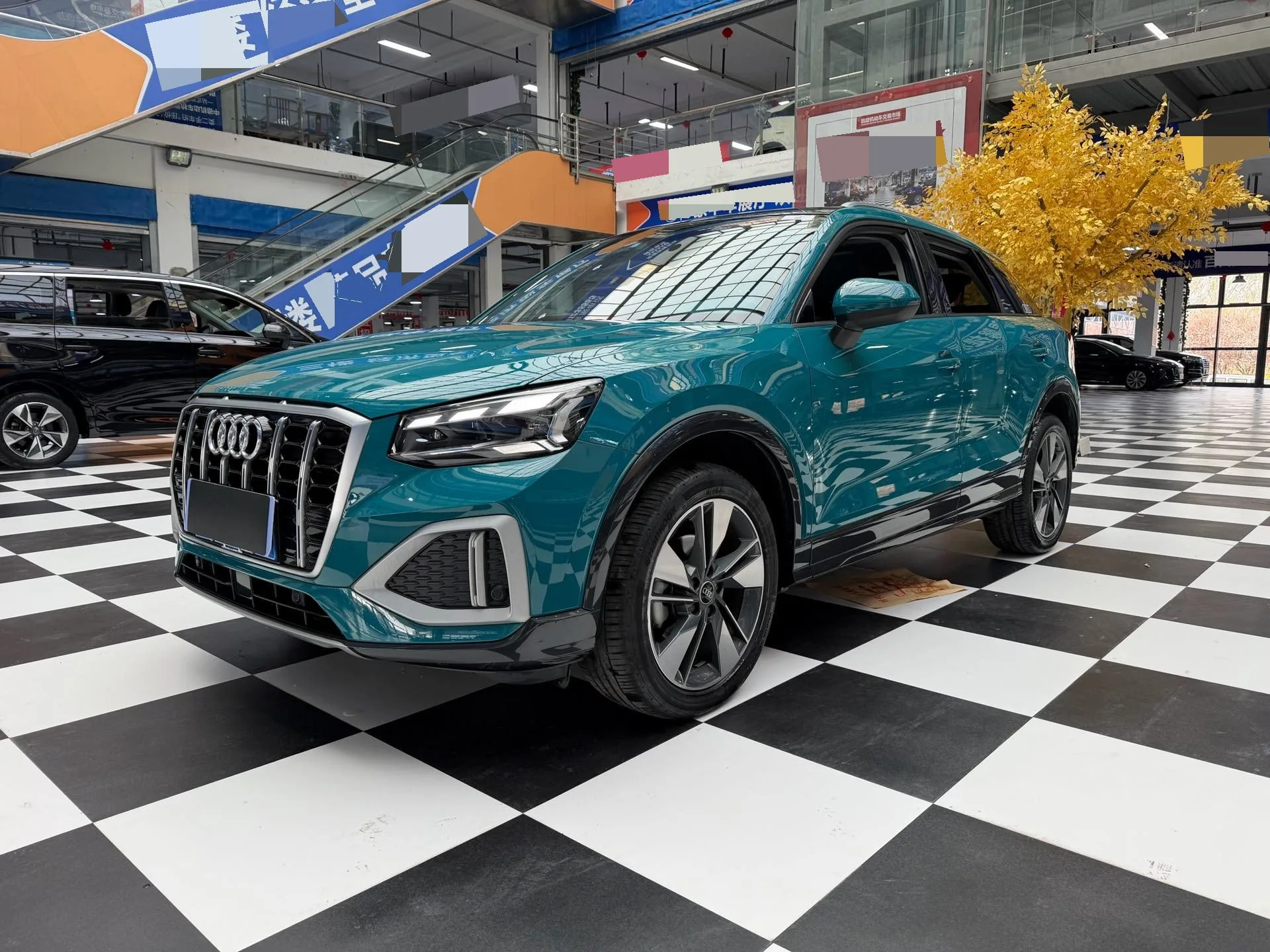 Audi Q2L 2022 35 TFSI Fashion Elegance