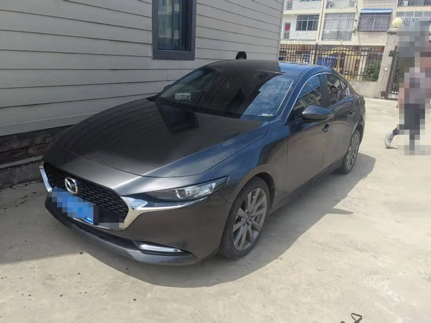 Mazda3 Axela 2022 2.0L Automatic Premium Edition