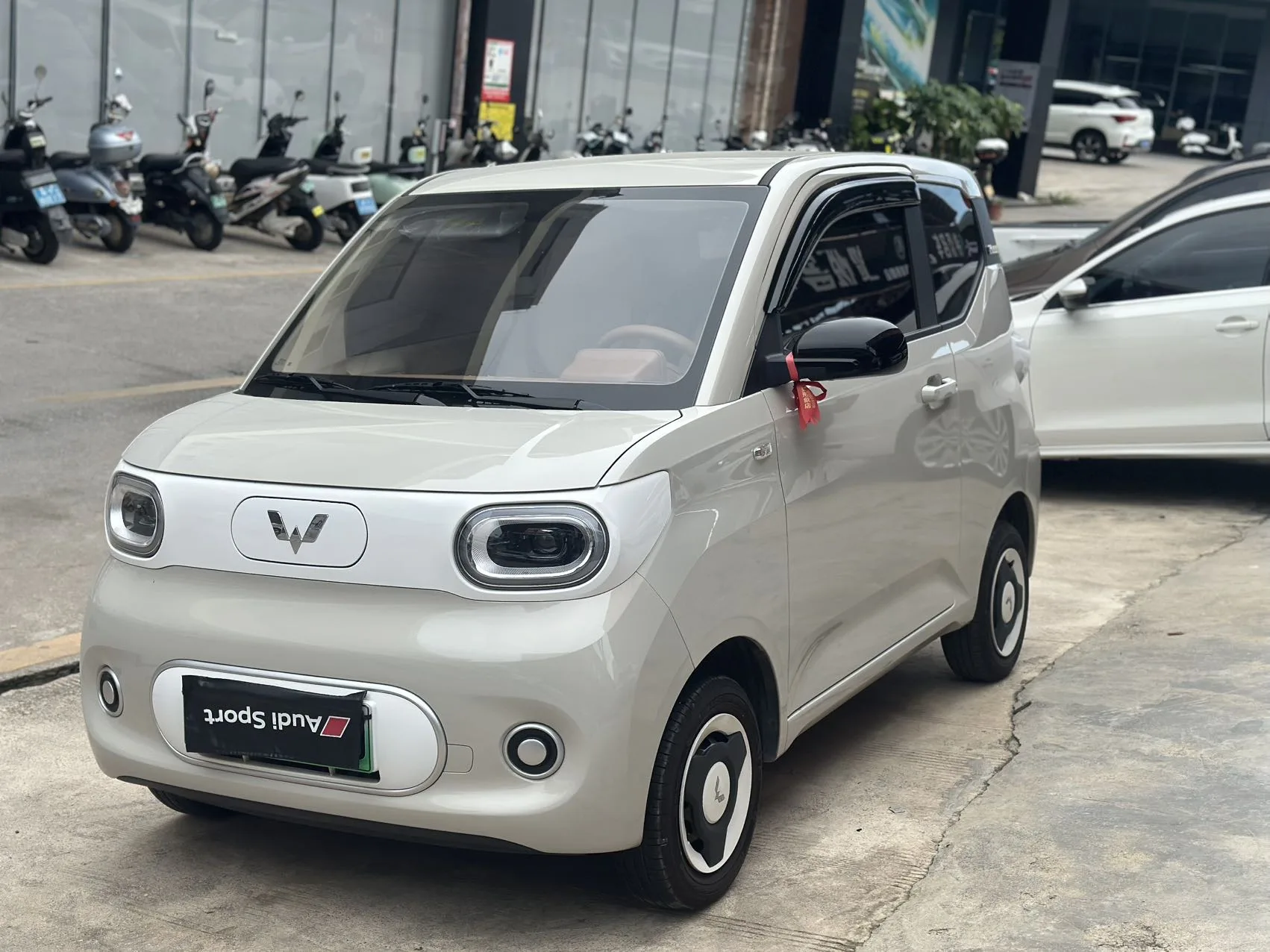 Wuling 2024 Hongguang MINI EV 215km Youth Edition Automatic