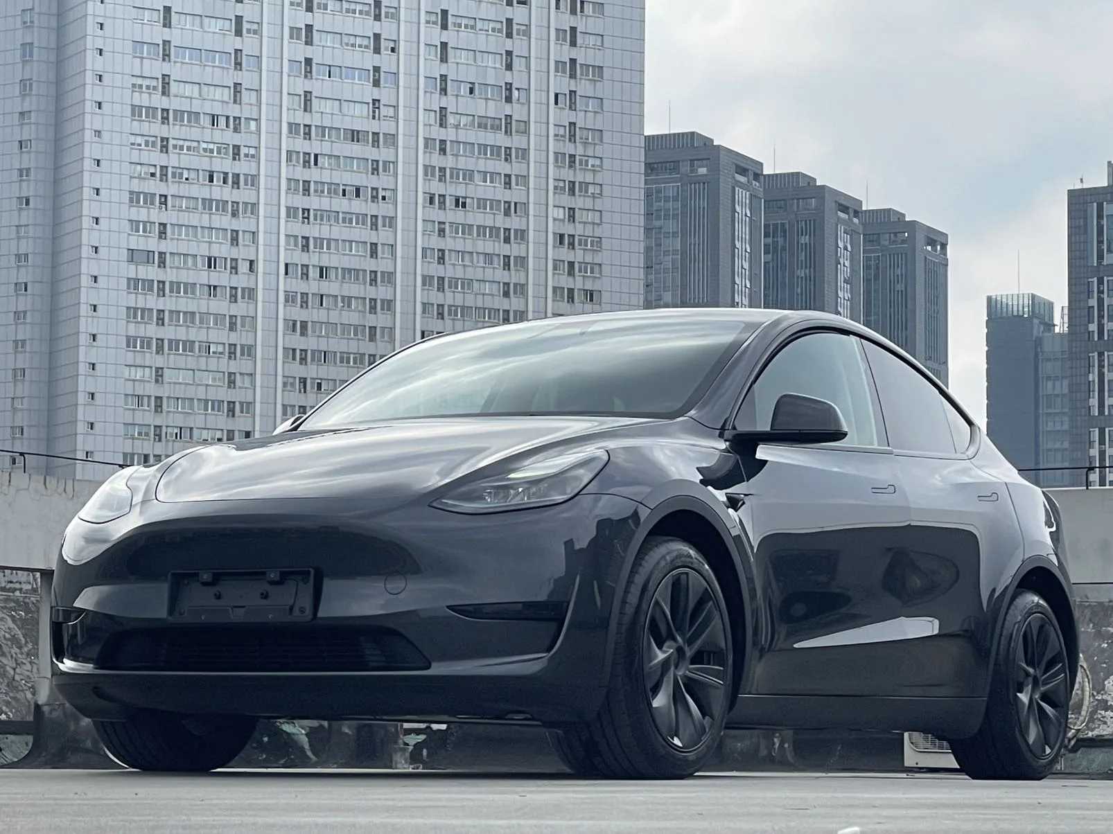 Model Y 2024 Rear-Wheel Drive