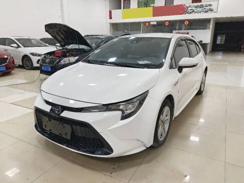 Levin 2021 Hybrid 1.8H E-CVT Luxury Edition