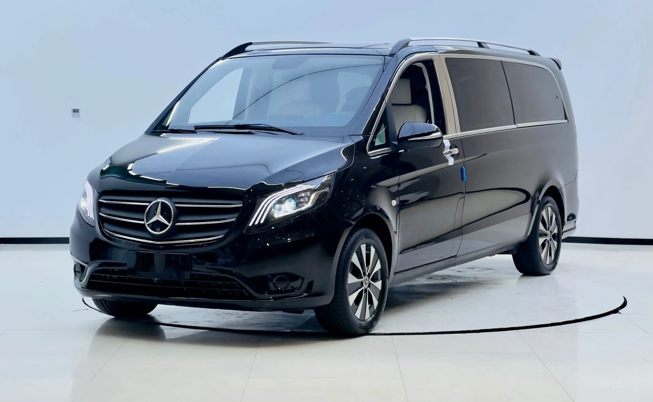 Mercedes-Benz 2023 Vito 2.0T Elite Edition 7-seater Automatic