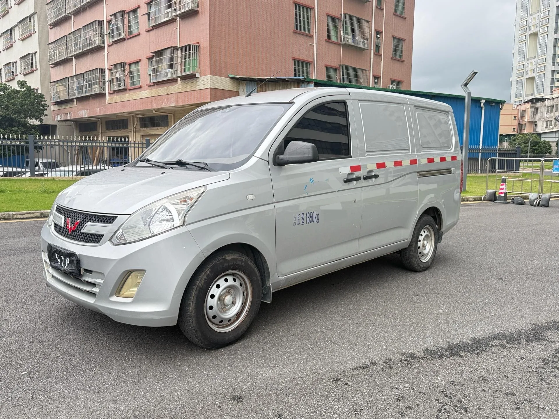 Wuling 2019 Rongguang V 1.5 Van, Practical Edition, Manual Transmission