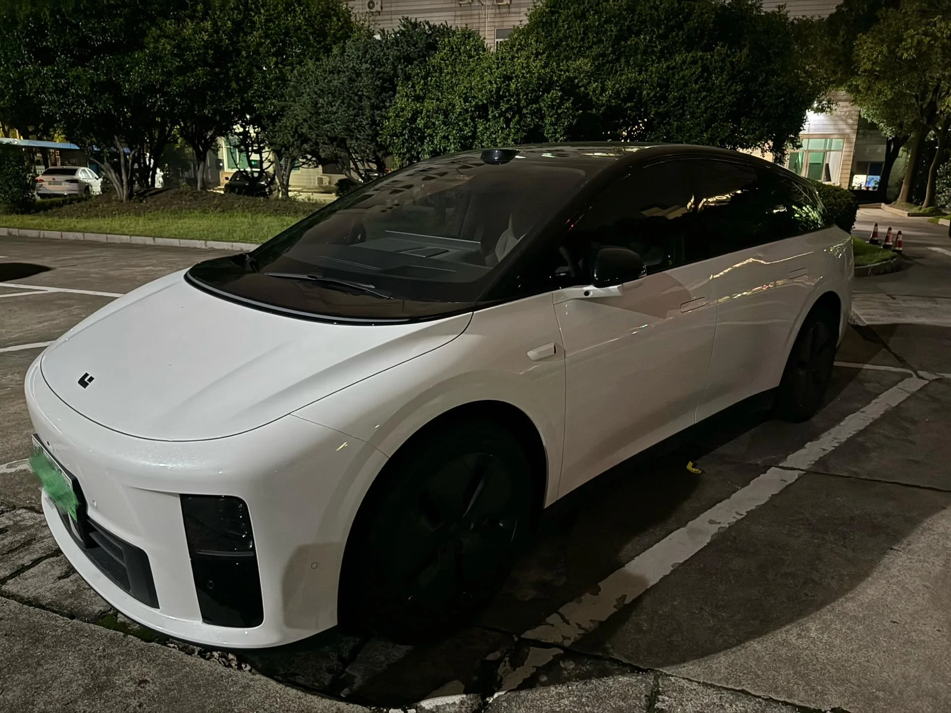 Li Auto i6 2025 Standard Edition