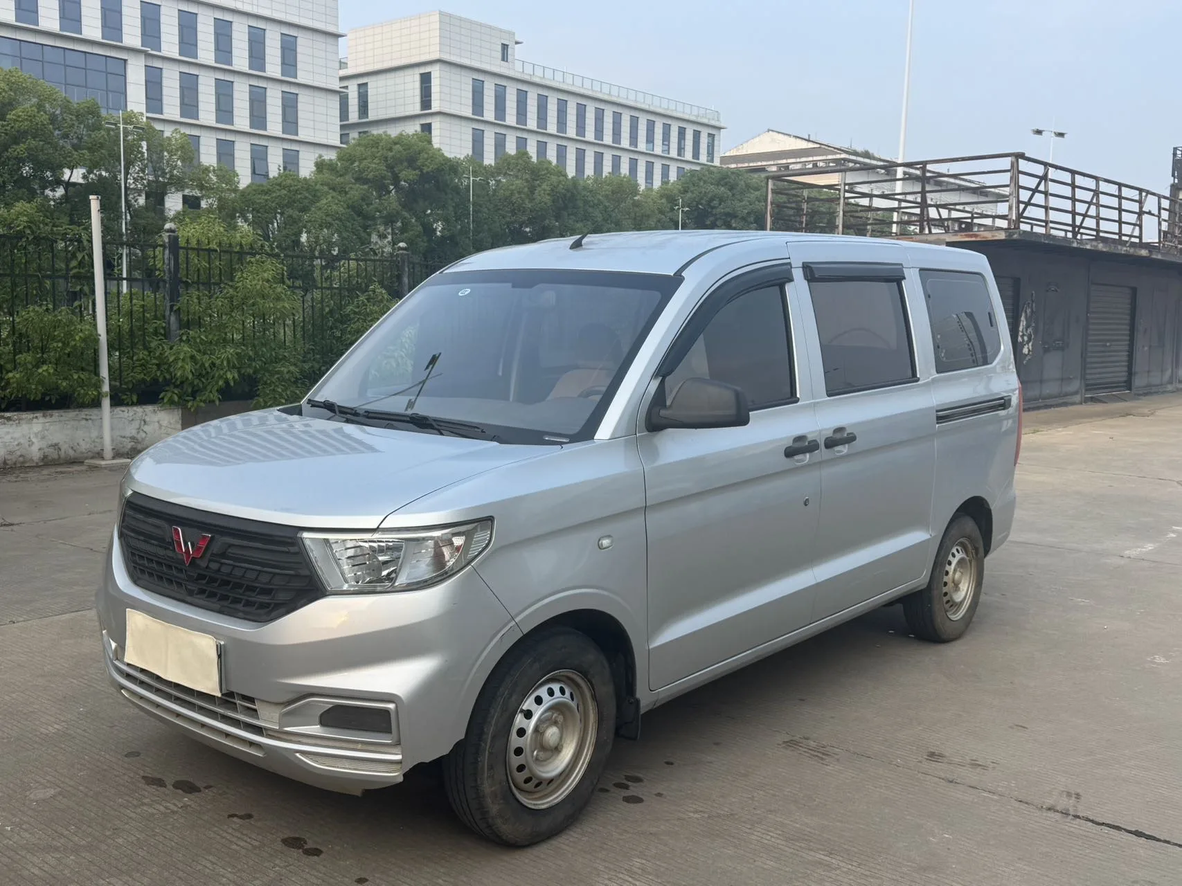 Wuling 2021 Hongguang V 1.5 Enjoy Edition (Manual Transmission)