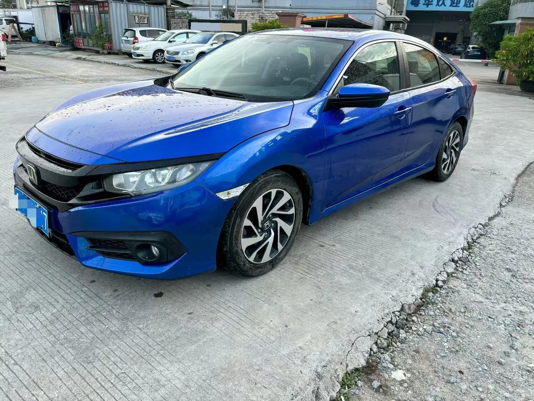 2016 Civic 220TURBO CVT Luxury Edition