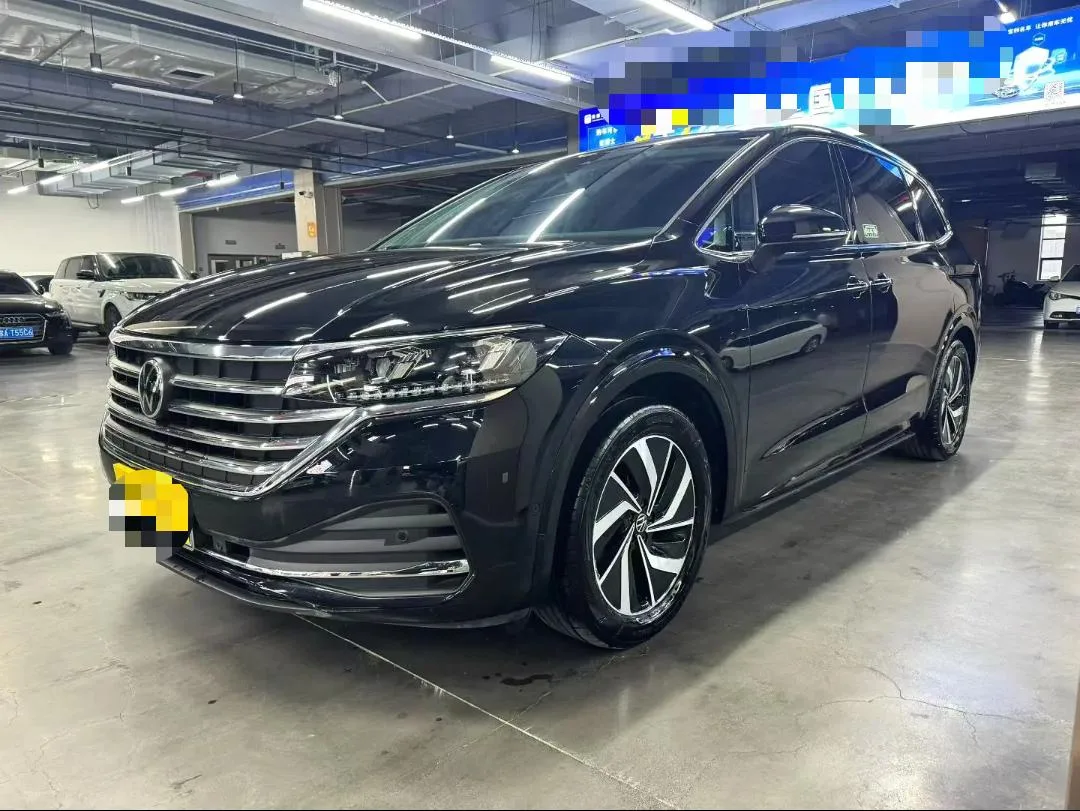 Viloran 2023 380TSI Premium Edition