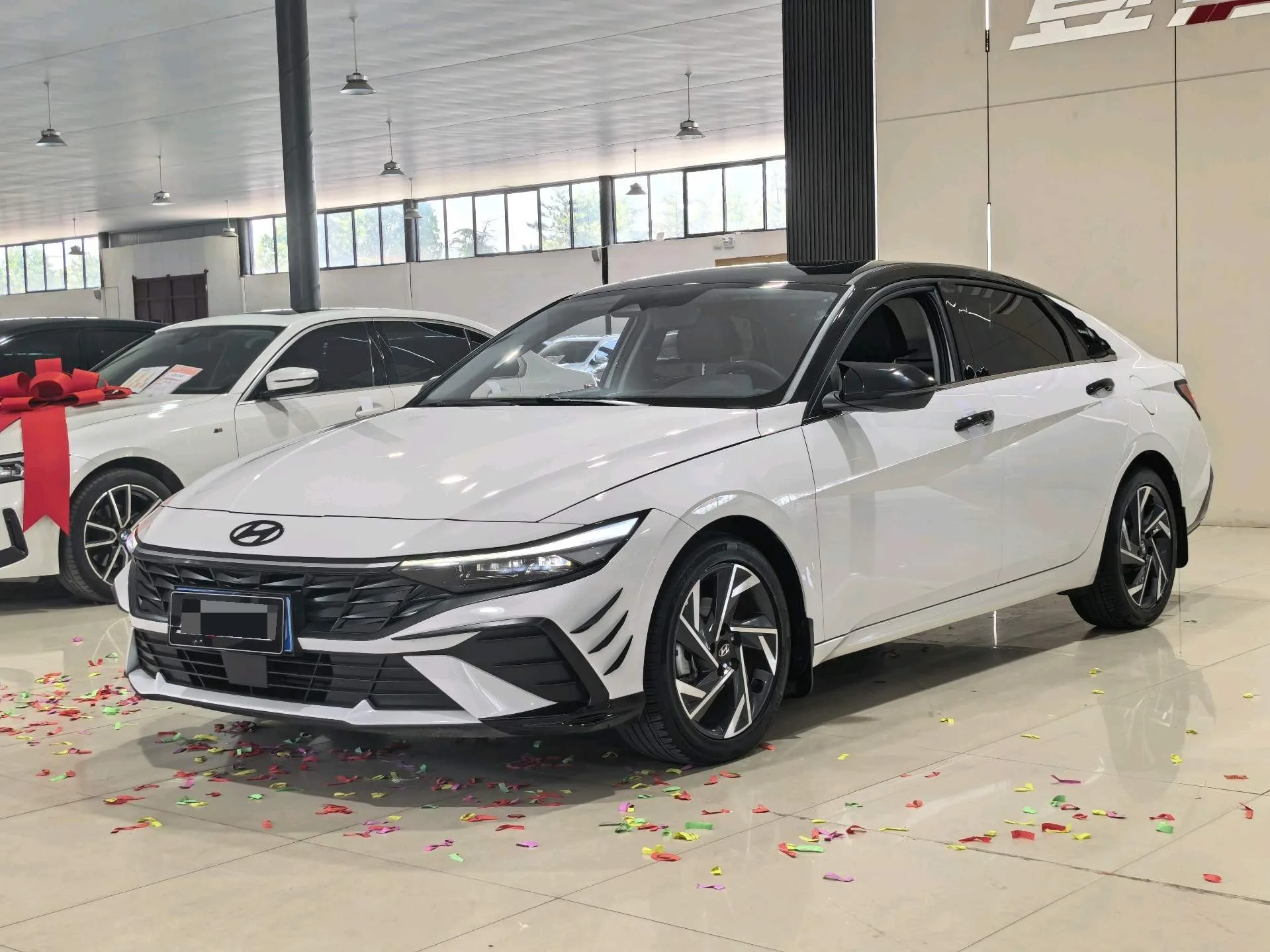 2023 Elantra 1.5L CVT LUX Premium Edition