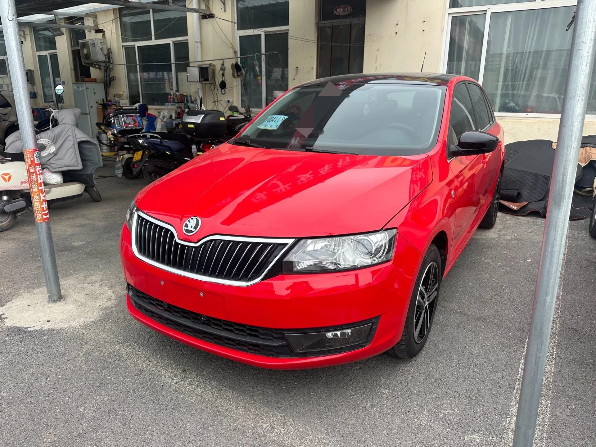 Xindong 2014 Model Year 1.6L Automatic Zhi Xiang Edition