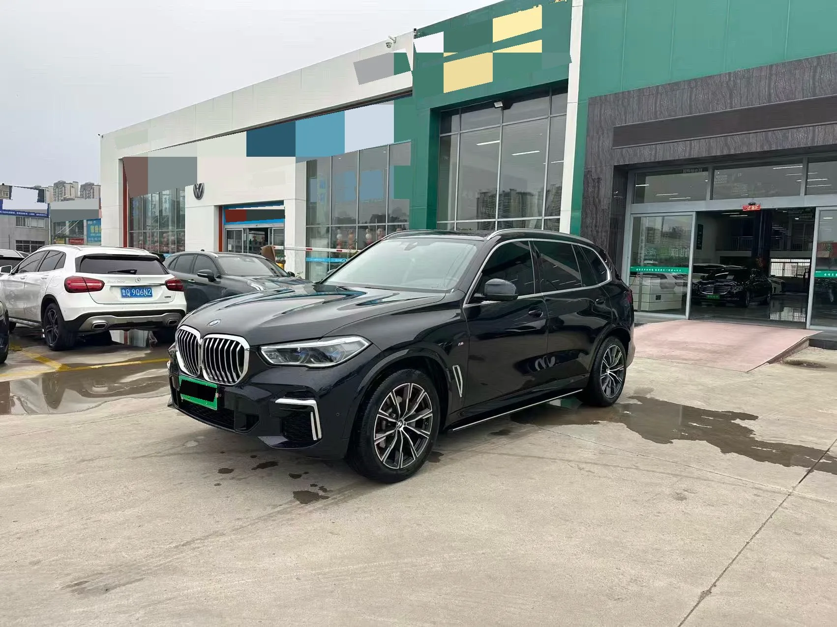 2022 BMW X5 xDrive 30Li Premium M Sport Package