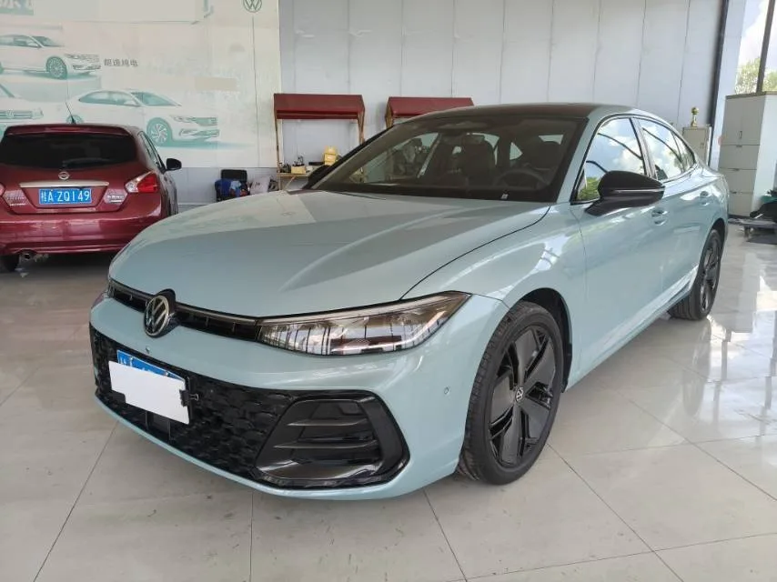 Volkswagen 2025 Passat Pro 2.0TSI 380TSI Starry Dragon Edition Automatic