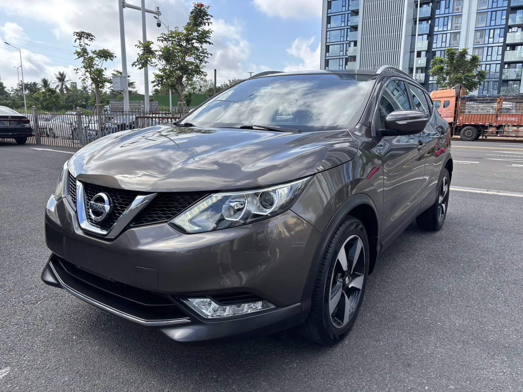 Nissan Qashqai 2017 2.0L CVT Smart Edition (National V Emission Standard)