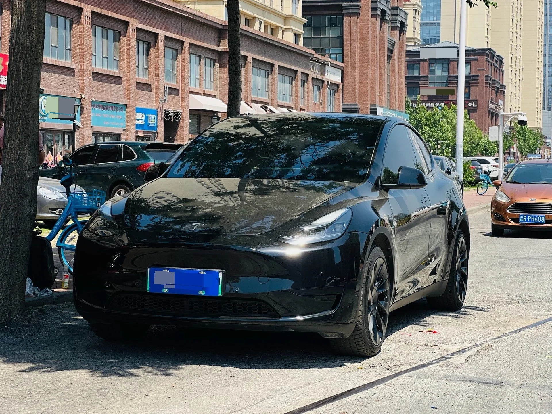 Model Y 2023 Rear-Wheel Drive