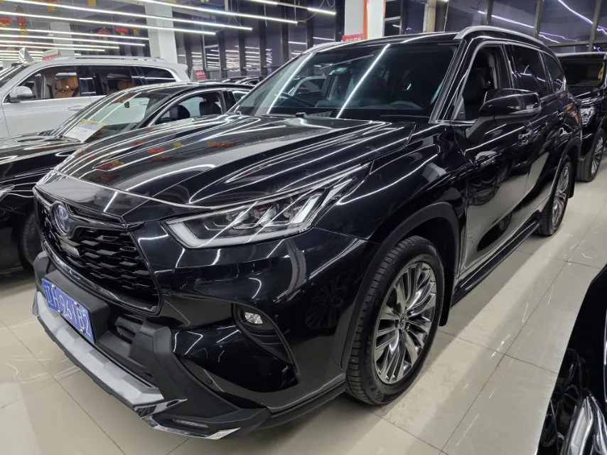 Toyota 2023 Highlander Hybrid 2.5L CVT Intelligent Electric Hybrid AWD Premium Edition 7-seater Automatic Transmission