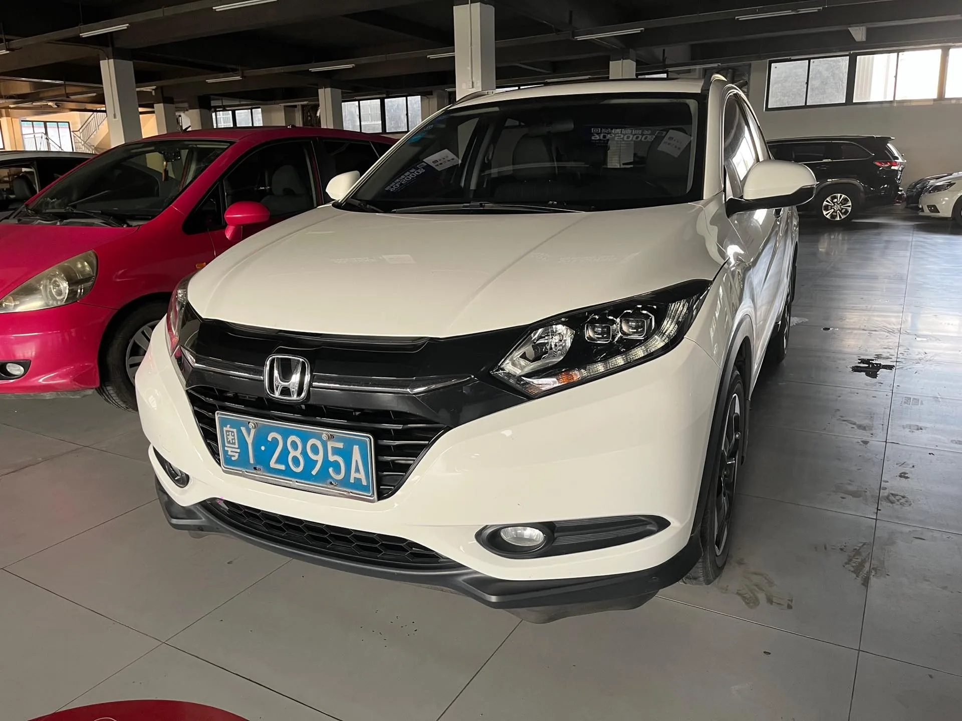 2017 Honda Vezel 1.8L CVT FWD Luxury