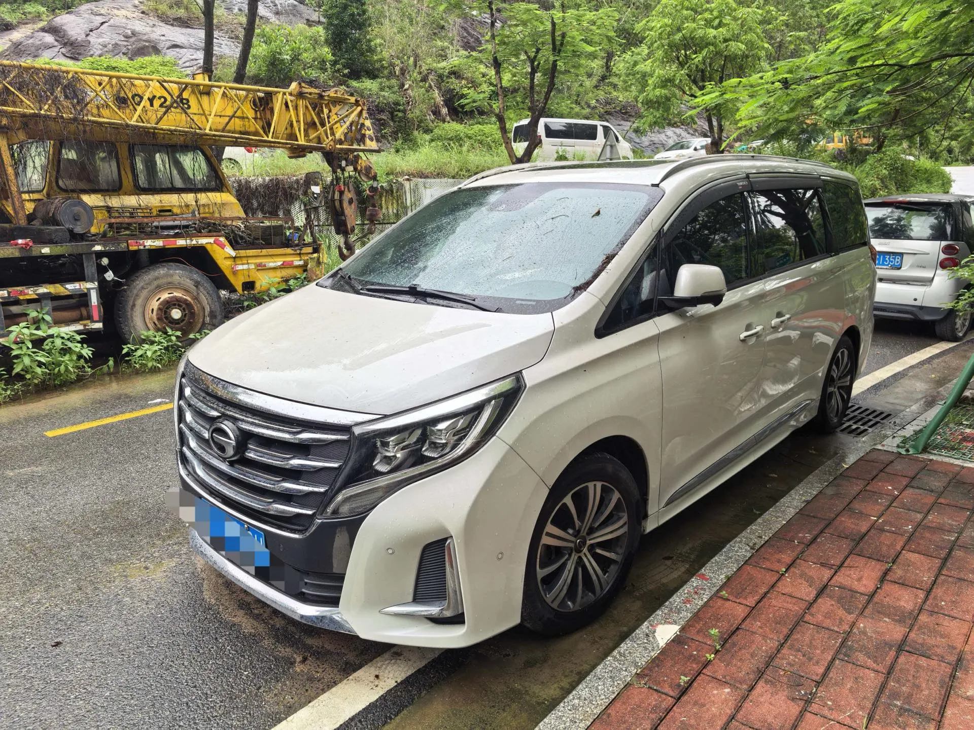 GAC Trumpchi M8 2020 Model Year 390T Premium Edition