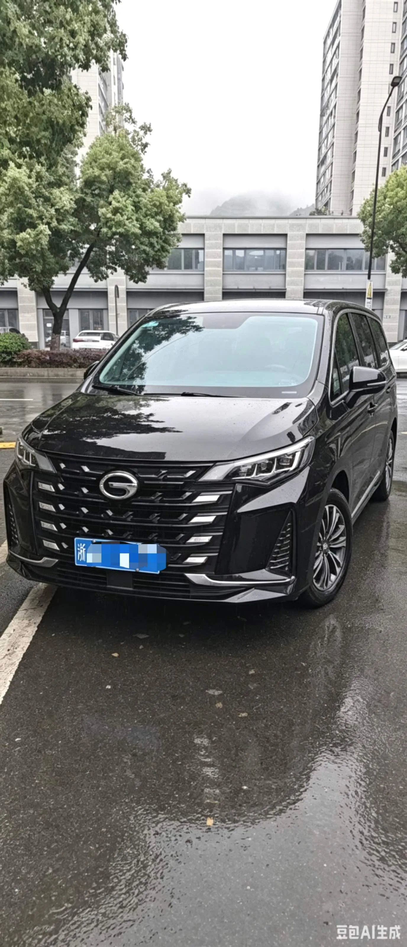 Trumpchi 2023 M6 PRO 1.5T 270T Luxury Edition Automatic
