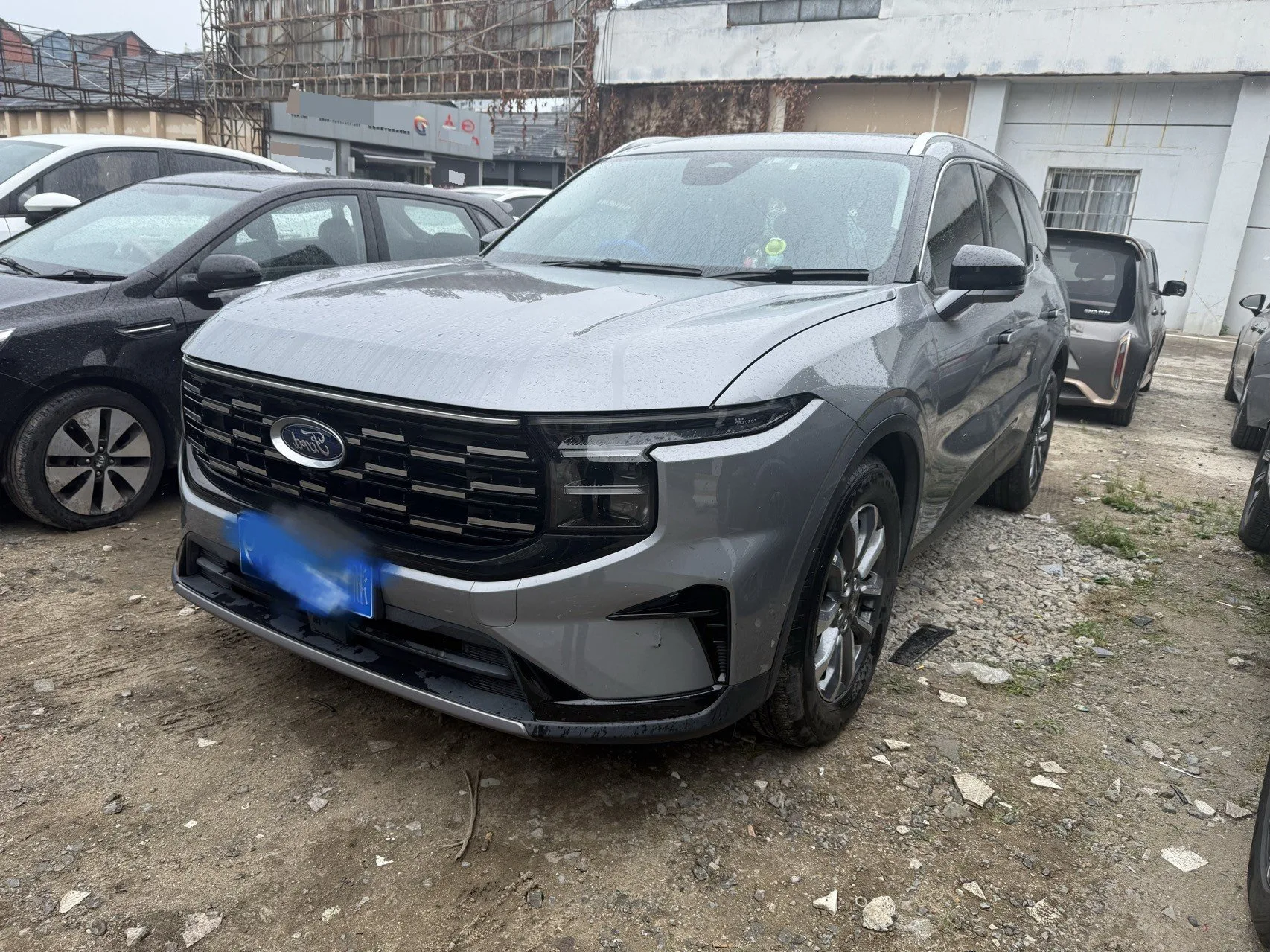 2025 Ford Edge L 2.0T EcoBoost 2WD 7-Seat Luxury Automatic