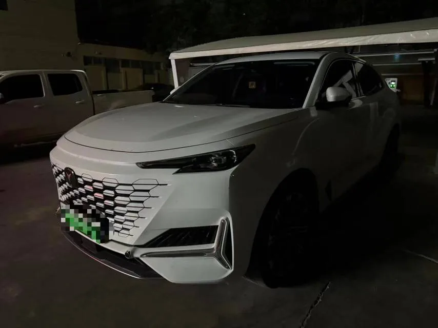 Changan UNI-K New Energy 2022 Model Year Blue Whale iDD 130 km 1.5T Premium Edition