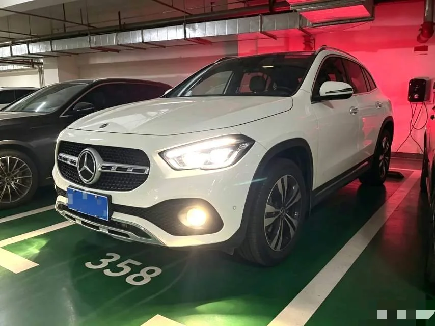 2023 Mercedes-Benz GLA GLA 200