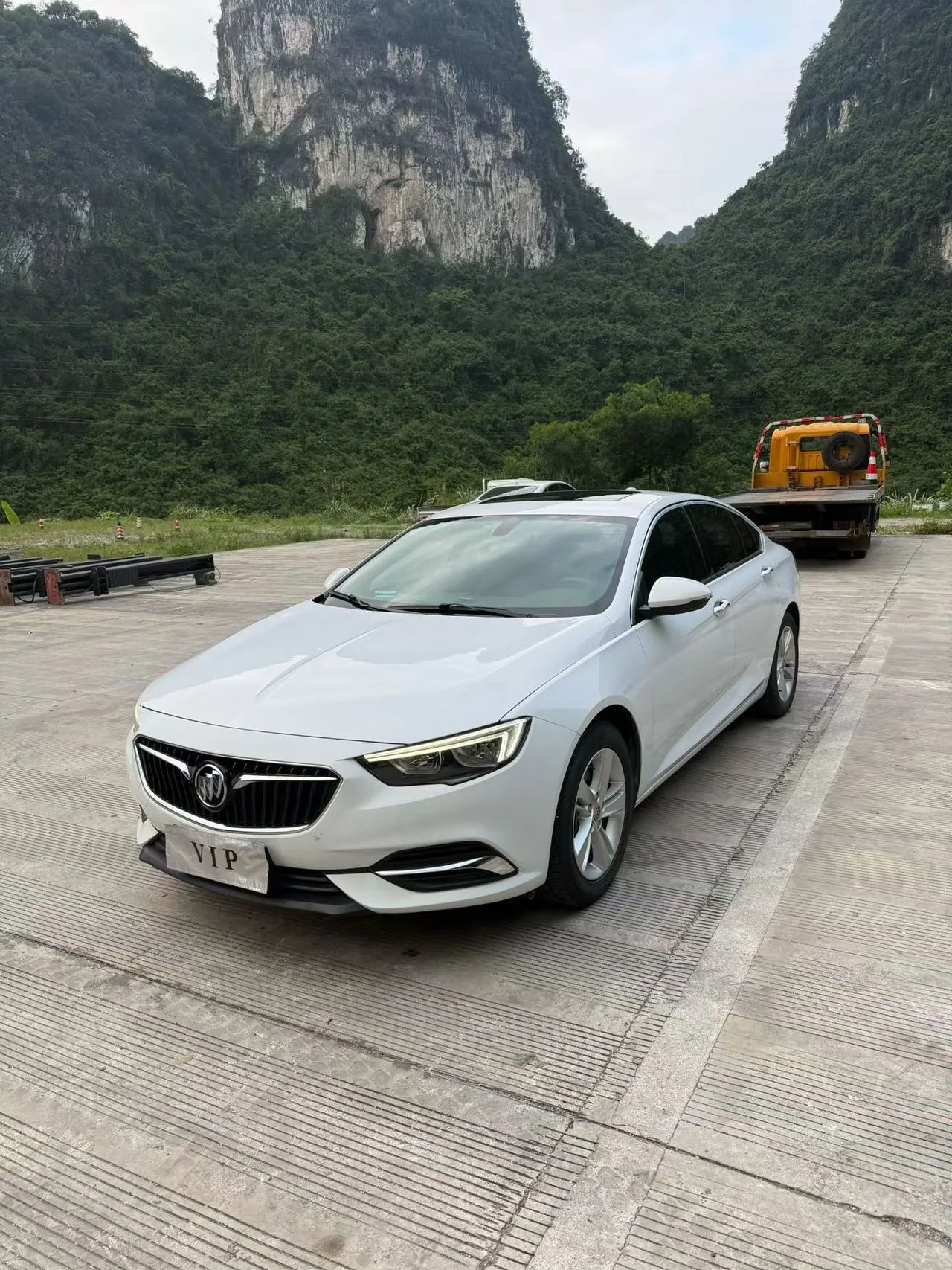 Buick Regal 2019 Facelift 20T Luxury Model (China VI Emission Standard)
