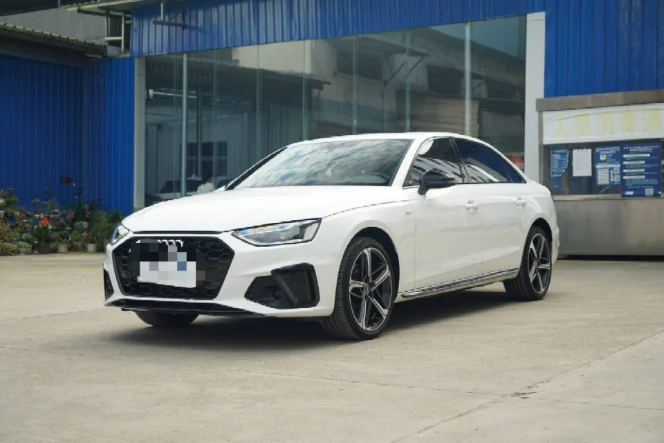 Audi A4L 2023 40 TFSI Luxury Dynamic