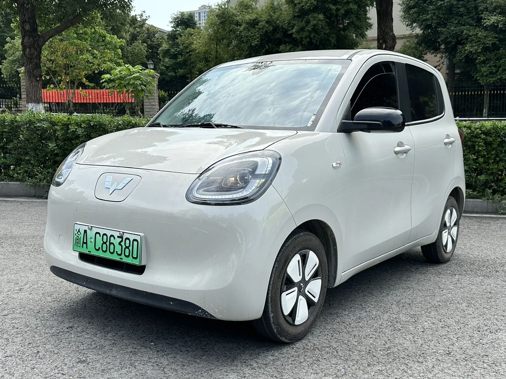 Wuling 2025 Hongguang MINI EV Four-Door Advanced Model Automatic