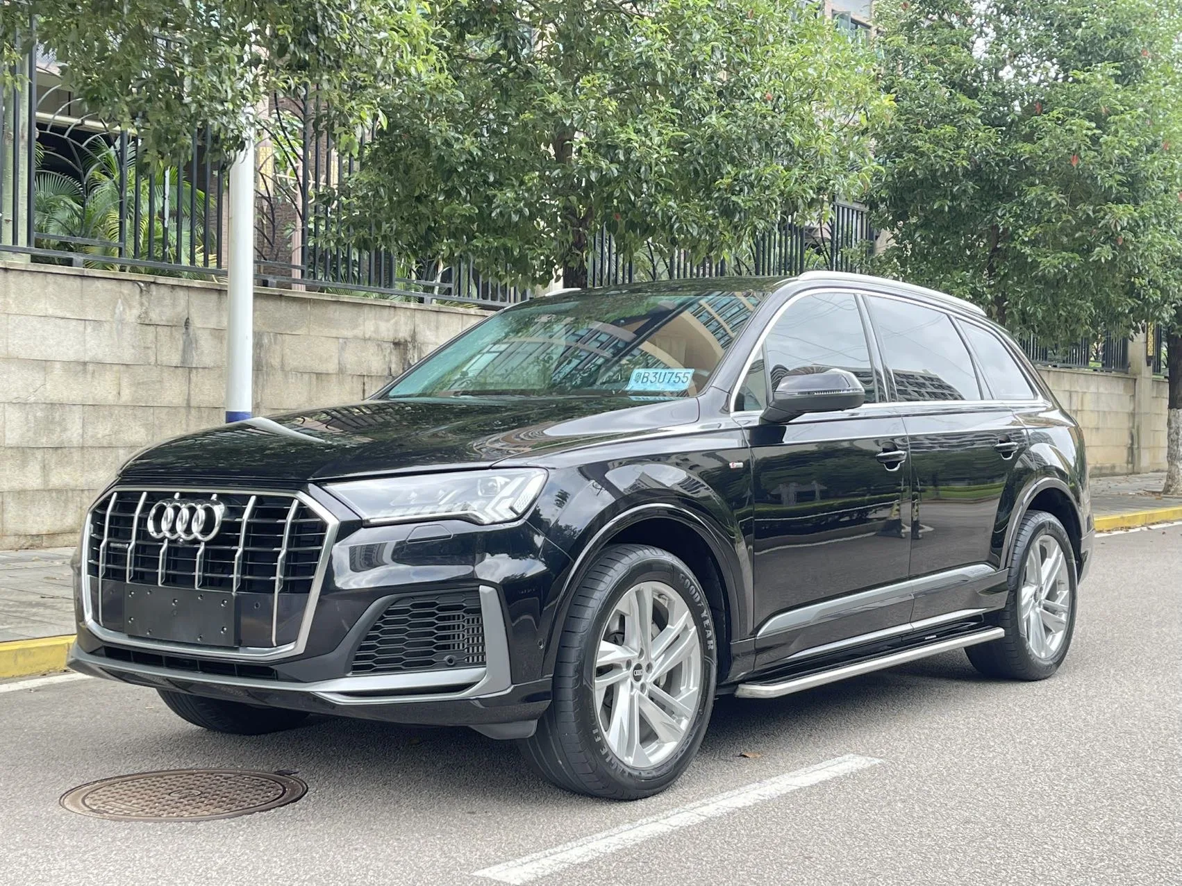 2021 Audi Q7 55 TFSI quattro S line Sport