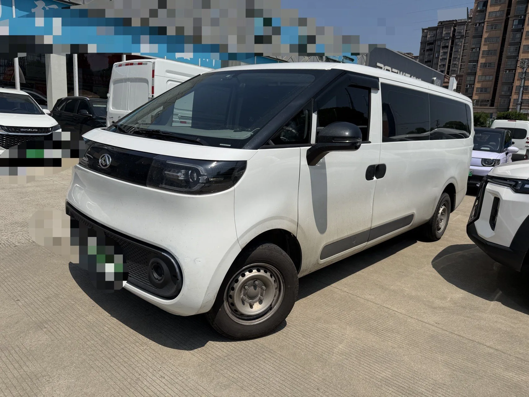 Maxus 2024 DaNa V1 V1 Long Wheelbase Low Roof Multi-function Version (62kWh) Automatic Transmission