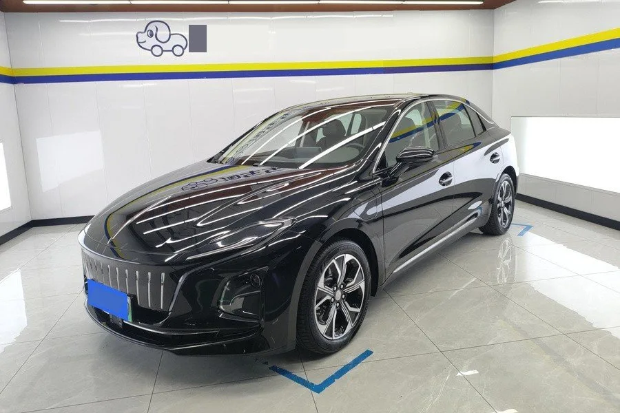 Hongqi E-QM5 2023 Base Mobility Edition