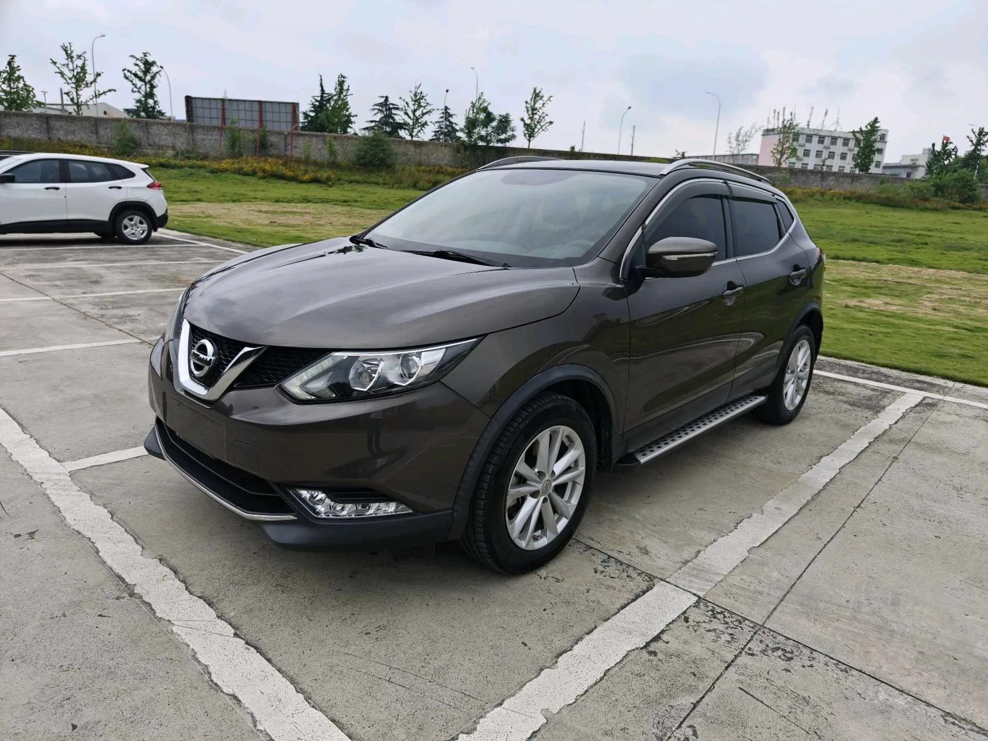 Nissan Qashqai 2017 2.0L CVT Elite Edition (National V Emission Standard)