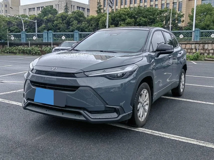 Toyota 2026 Corolla Hybrid 2.0 CVT Smart Hybrid Leading PLUS Edition, Automatic Transmission