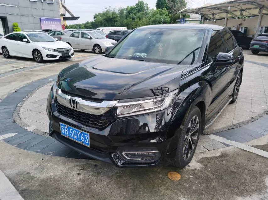 2017 Honda Avancier 240TURBO FWD Premium Edition