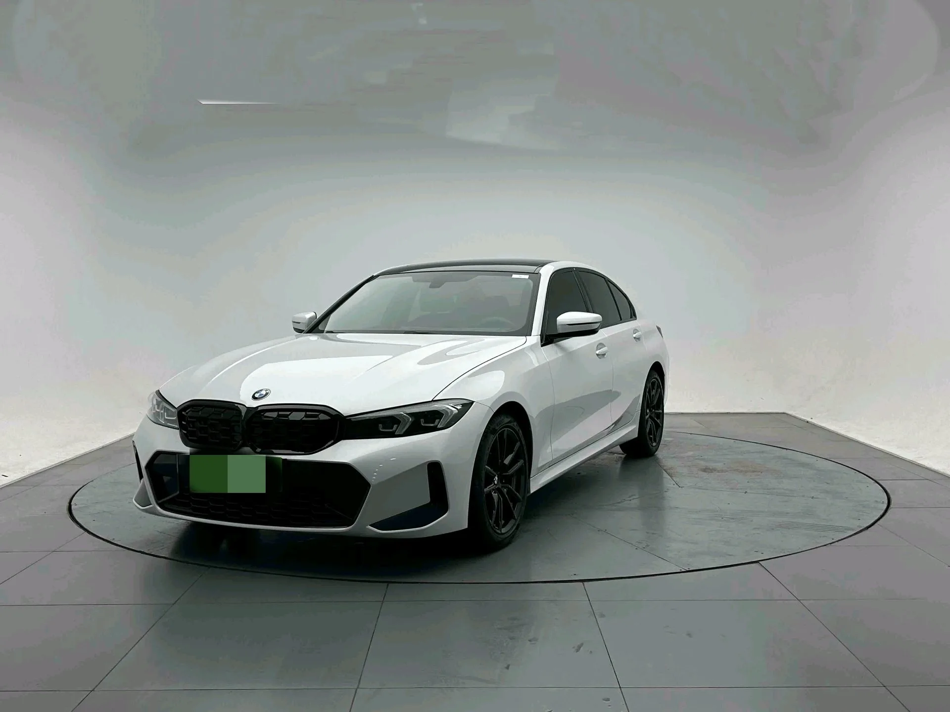 2023 BMW 3 Series 320i M Sport Package
