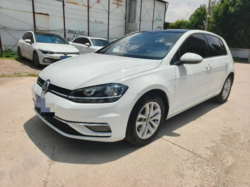 Golf 2018 Model Year 230TSI Automatic Comfort Trim