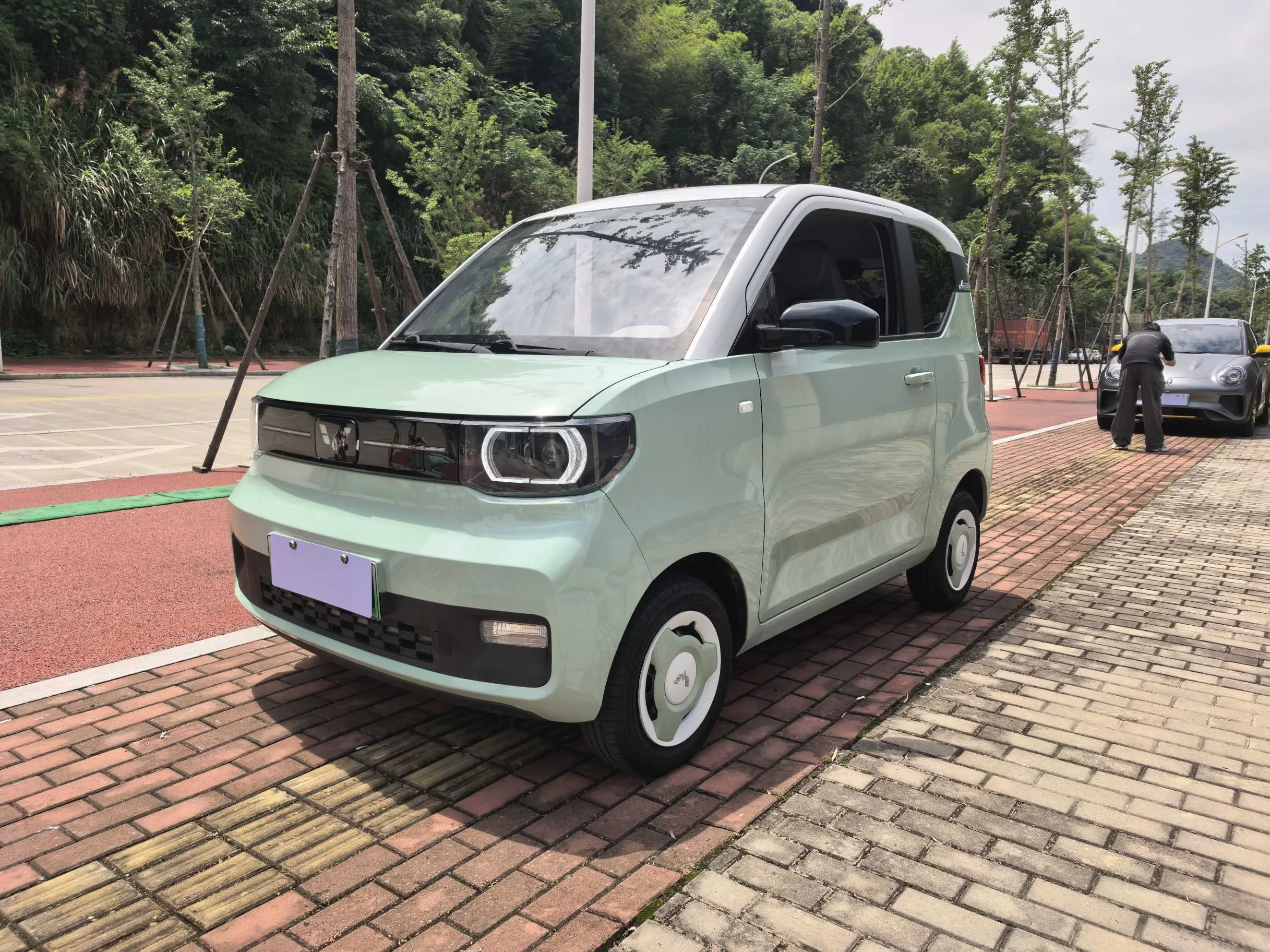 Hongguang MINIEV 2020 Enjoy Edition (Ternary Lithium)