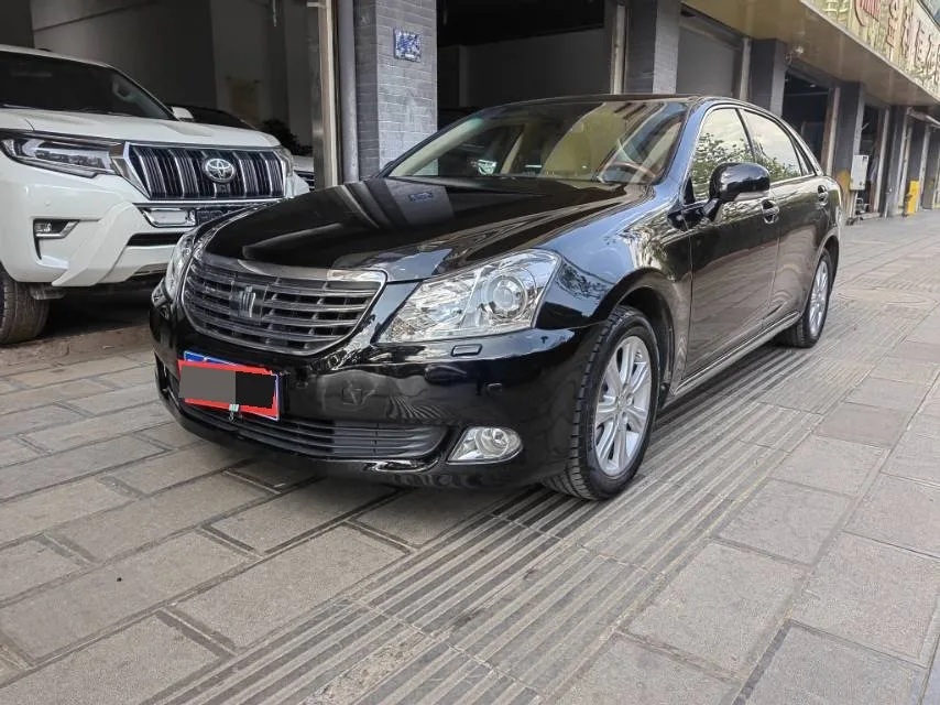 Crown 2010 3.0L Royal Saloon VIP