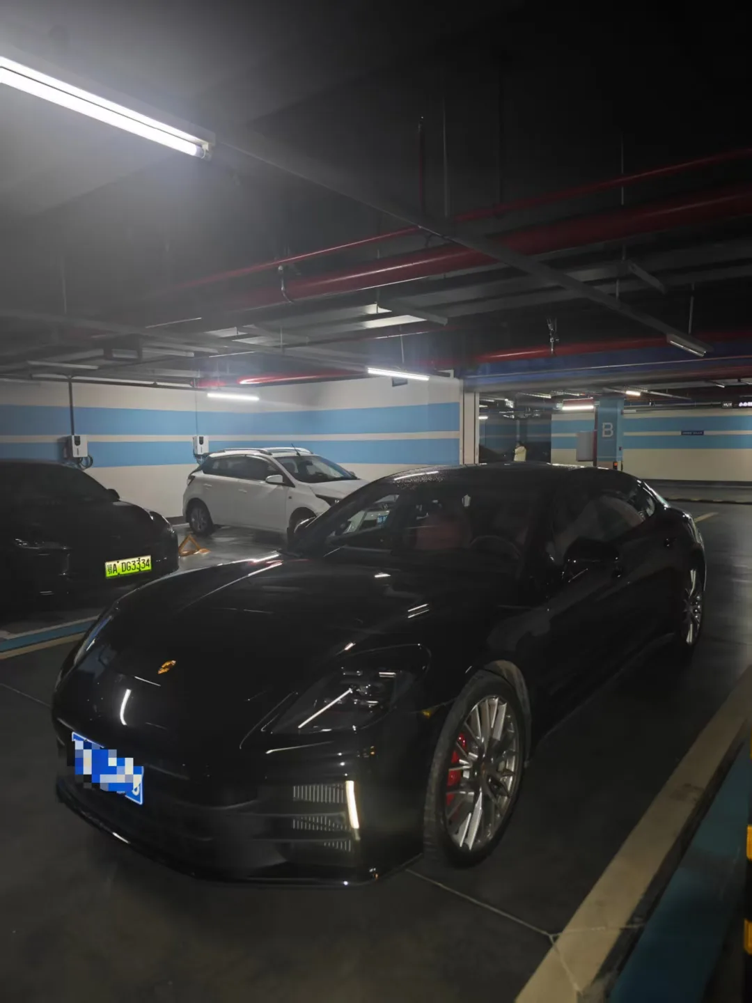 Porsche Panamera (Imported) 2024 Model Year Panamera Executive 2.9T Automatic Transmission