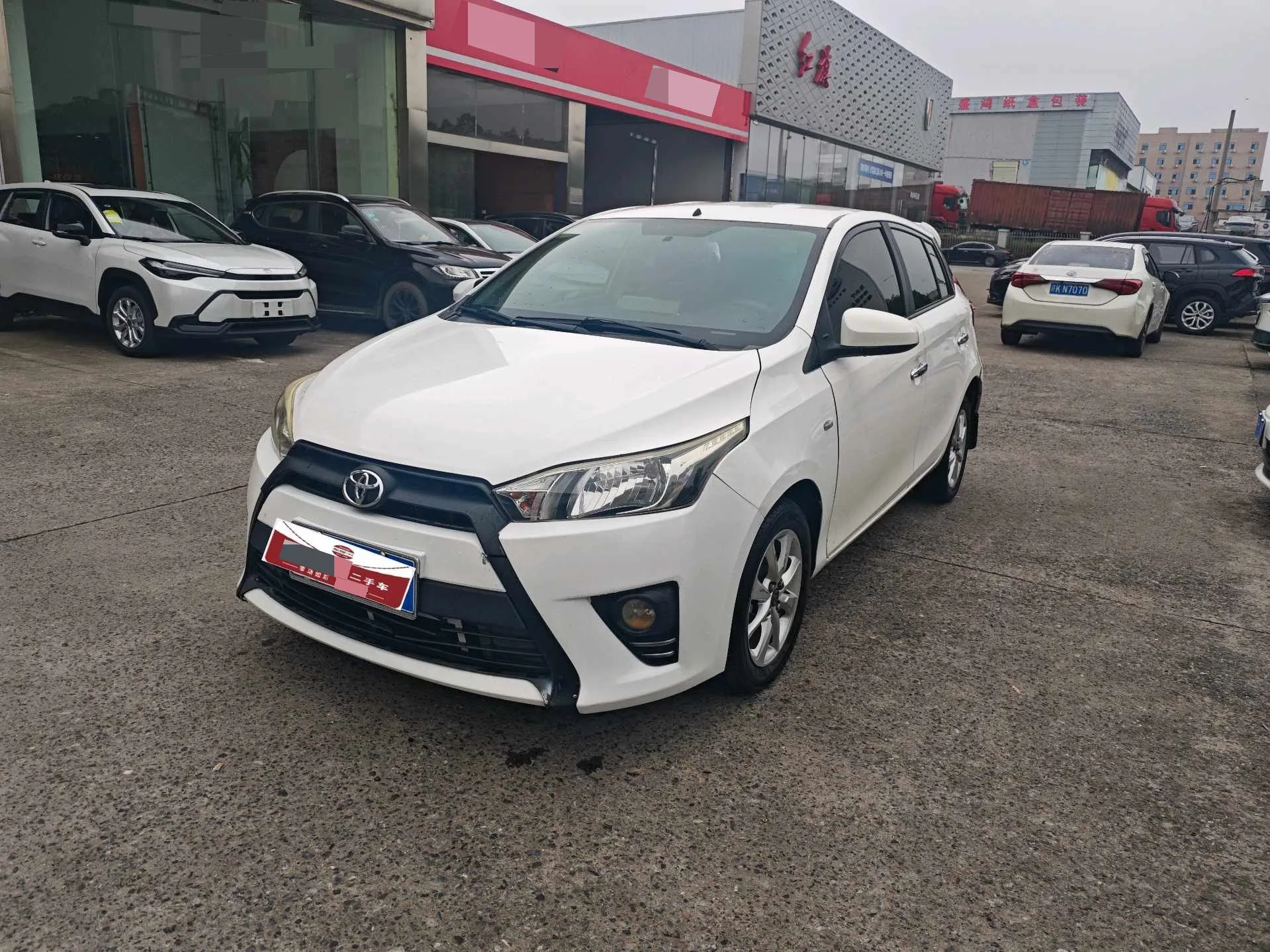 2014 YARiS L 1.3E Automatic "Meidong" Edition